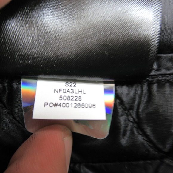 North Face Trekker Vest Womens Medium Black Thermoball Puffer Light Pack LOGO - Picture 8 of 13
